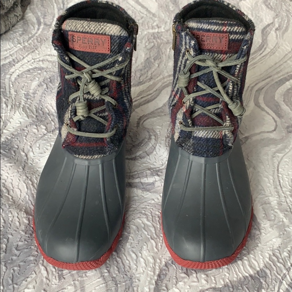 Sperry Gray, White, Red, and Blue Rainboots